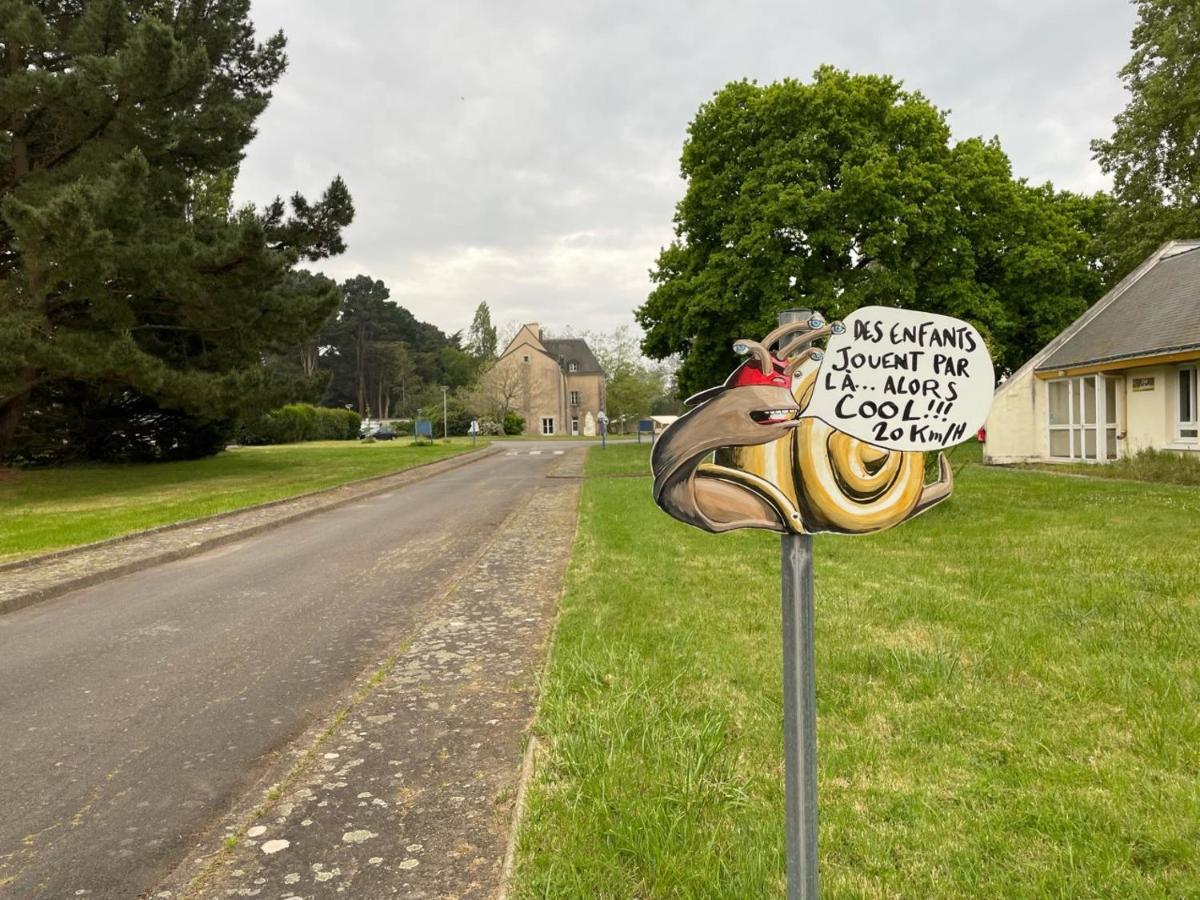 Village Vacances Chateau De Treambert Mesquer ภายนอก รูปภาพ