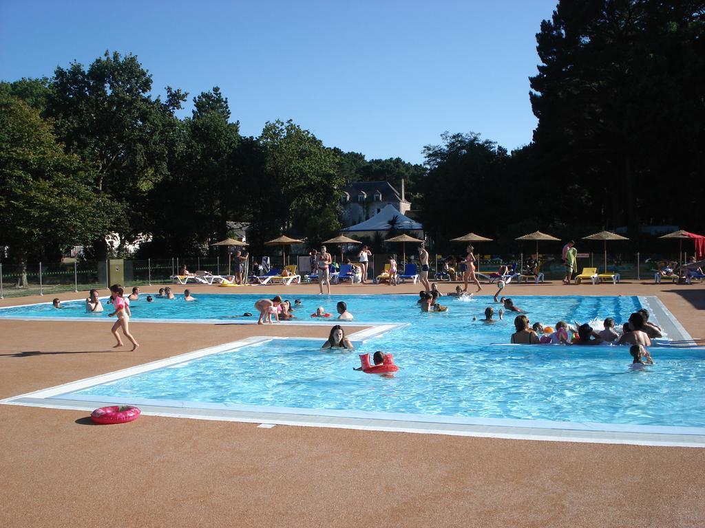 Village Vacances Chateau De Treambert Mesquer ภายนอก รูปภาพ